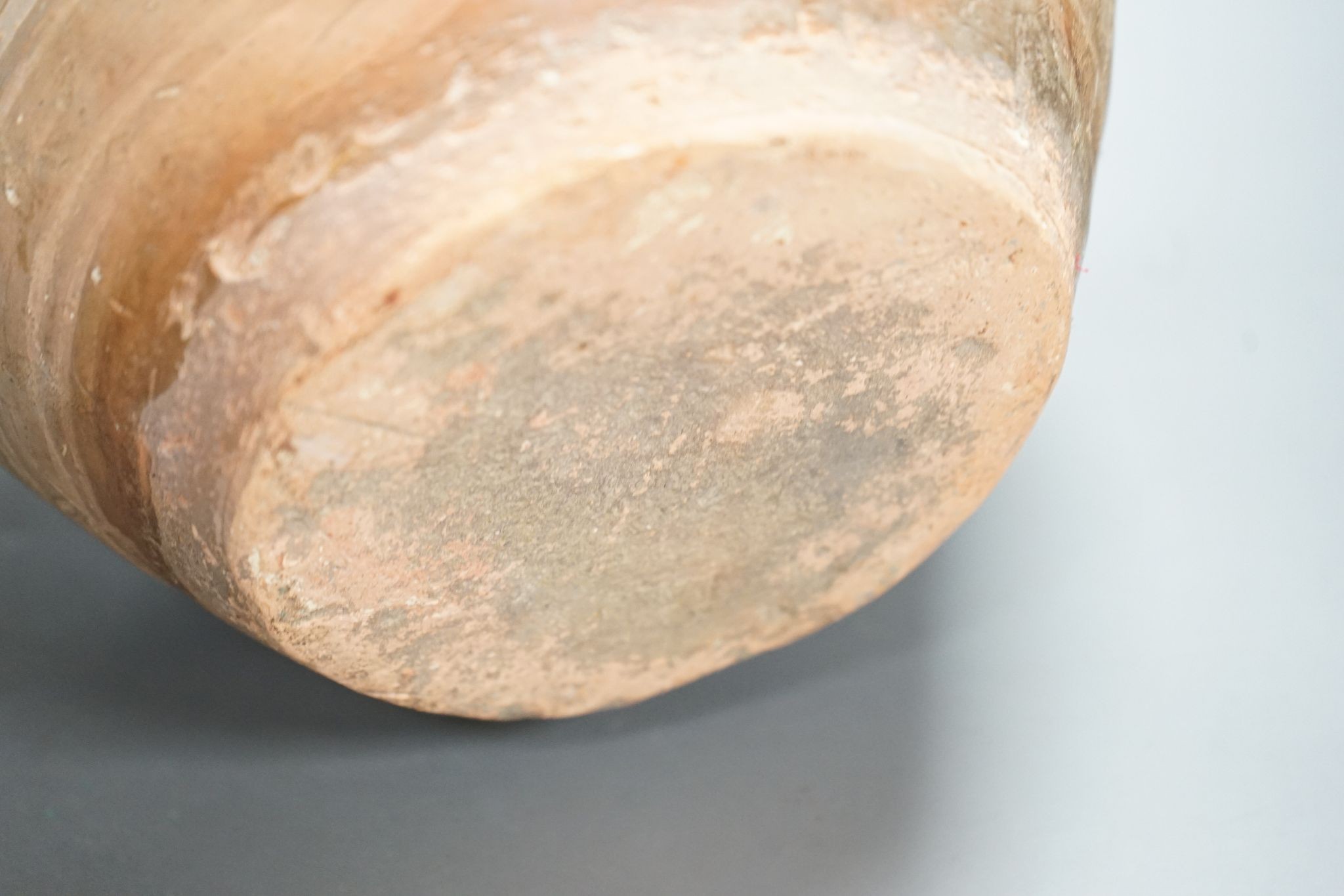 A Chinese Warring States pottery jar, 24cm